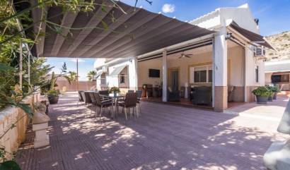 Bestaande woningen - Villa - Elche