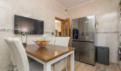 Bestaande woningen - Villa - Elche