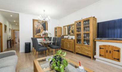 Bestaande woningen - Villa - Elche