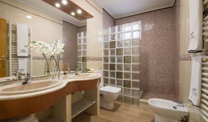 Bestaande woningen - Villa - Elche