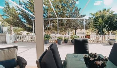 Bestaande woningen - Villa - Elche