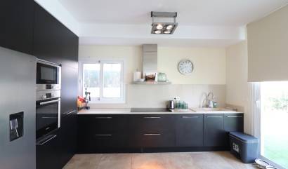 Bestaande woningen - Villa - La Marina