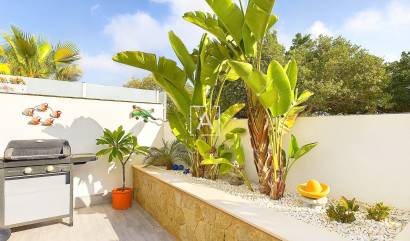 Bestaande woningen - Villa - Los Montesinos