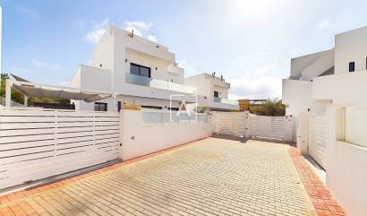 Bestaande woningen - Villa - Los Montesinos