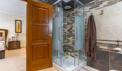 Bestaande woningen - Villa - Los Montesinos