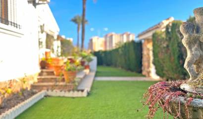 Bestaande woningen - Villa - Orihuela Costa - Dehesa de campoamor