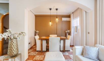 Bestaande woningen - Villa - Orihuela Costa - La Regia