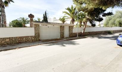 Bestaande woningen - Villa - Orihuela Costa - La Zenia