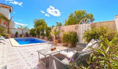 Bestaande woningen - Villa - Orihuela Costa - La Zenia