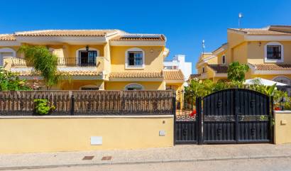 Bestaande woningen - Villa - Orihuela Costa - Los Dolses