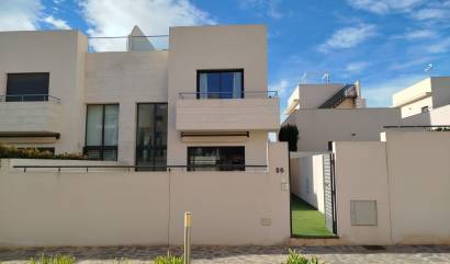 Bestaande woningen - Villa - Orihuela Costa - Los Dolses