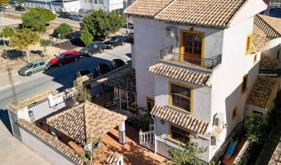 Bestaande woningen - Villa - Orihuela Costa - Punta Prima