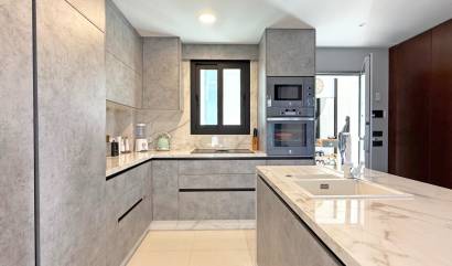 Bestaande woningen - Villa - Orihuela Costa - Villamartín