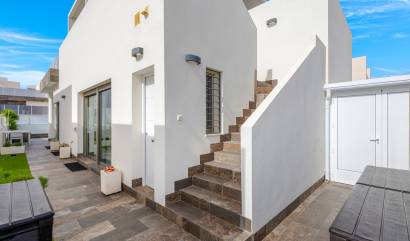 Bestaande woningen - Villa - Orihuela Costa - Villamartín