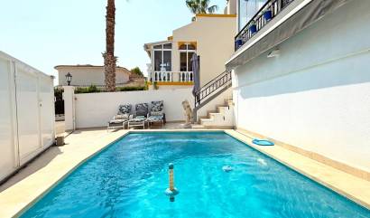 Bestaande woningen - Villa - Orihuela Costa - Villamartín