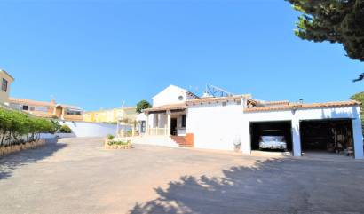 Bestaande woningen - Villa - Orihuela Costa