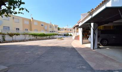 Bestaande woningen - Villa - Orihuela Costa