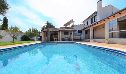 Bestaande woningen - Villa - Orihuela Costa