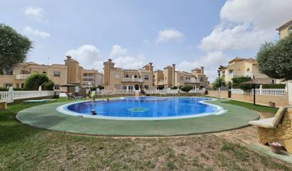 Bestaande woningen - Villa - Orihuela Costa