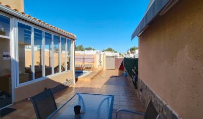 Bestaande woningen - Villa - Orihuela Costa