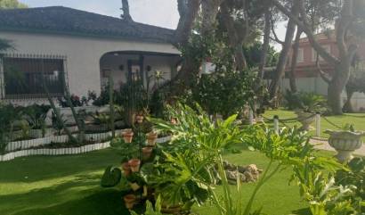 Bestaande woningen - Villa - Orihuela Costa