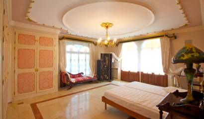 Bestaande woningen - Villa - Orihuela Costa