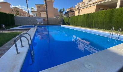 Bestaande woningen - Villa - Orihuela Costa