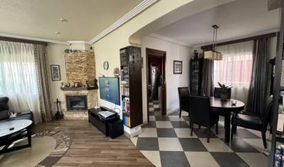 Bestaande woningen - Villa - Orihuela Costa