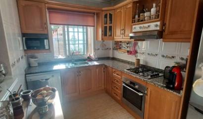 Bestaande woningen - Villa - Orihuela Costa