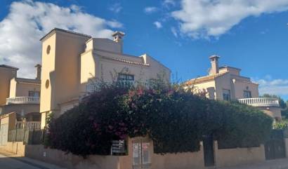 Bestaande woningen - Villa - Orihuela Costa