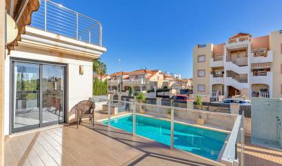 Bestaande woningen - Villa - Orihuela Costa
