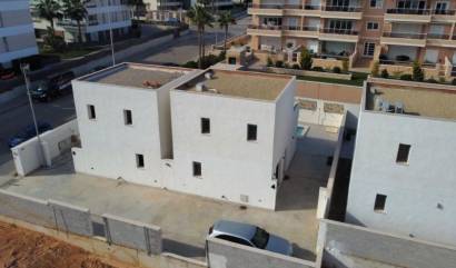 Bestaande woningen - Villa - Orihuela Costa