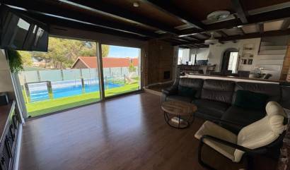 Bestaande woningen - Villa - Orihuela Costa