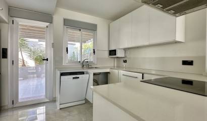 Bestaande woningen - Villa - Orihuela Costa