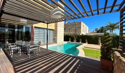Bestaande woningen - Villa - Orihuela Costa