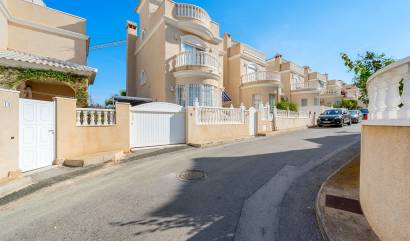 Bestaande woningen - Villa - Orihuela - Los Altos