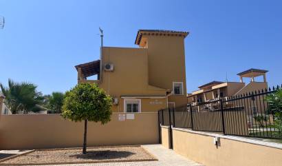 Bestaande woningen - Villa - Orihuela - Villamartín