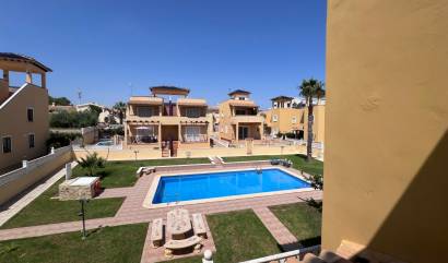 Bestaande woningen - Villa - Orihuela - Villamartín