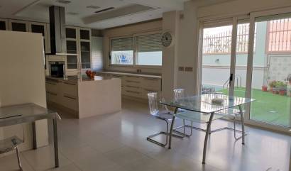 Bestaande woningen - Villa - Orihuela