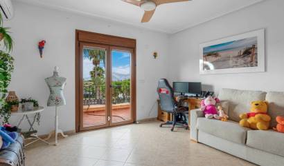 Bestaande woningen - Villa - Orihuela