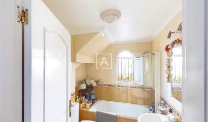 Bestaande woningen - Villa - Pinar de Campoverde