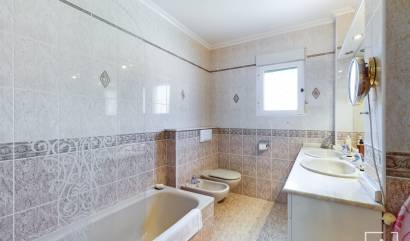 Bestaande woningen - Villa - Pinar de Campoverde