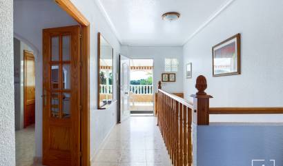 Bestaande woningen - Villa - Pinar de Campoverde