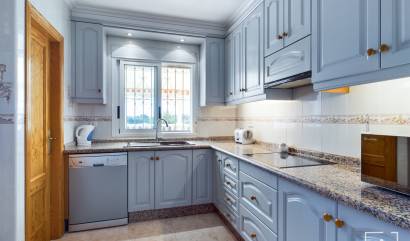 Bestaande woningen - Villa - Pinar de Campoverde