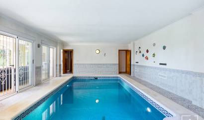 Bestaande woningen - Villa - Pinar de Campoverde