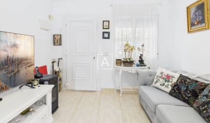 Bestaande woningen - Villa - Pinar de Campoverde