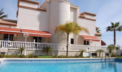 Bestaande woningen - Villa - Playa Flamenca I