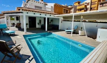 Bestaande woningen - Villa - Punta Prima