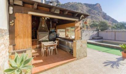 Bestaande woningen - Villa - Redován