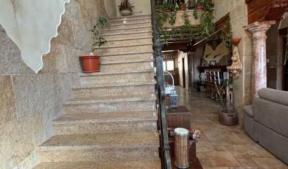 Bestaande woningen - Villa - Redován